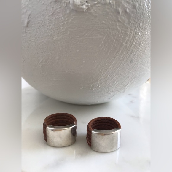 Custom Made• Vintage • 925 Silver and Genuine Leather Ring x 2 • Stamped • Italy - Picture 4 of 8